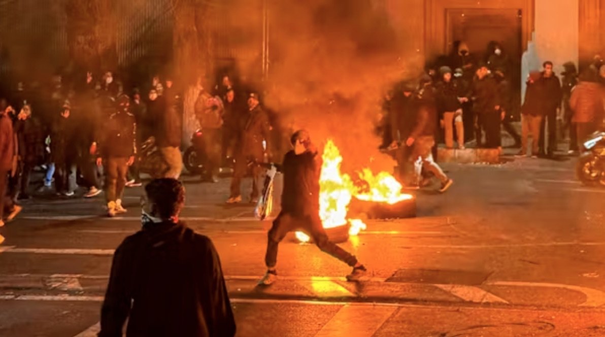 ირანში საპროტესტო აქციების დროს დაღუპულთა რიცხვმა 200-ს გადააჭარბა - Time